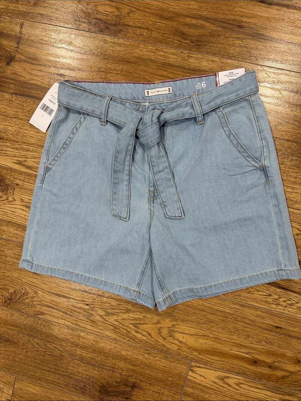 Tommy Hilfiger Light Blue Rigid Denim Tie-Waist Shorts Sz 6 HighRise 100% cotton
